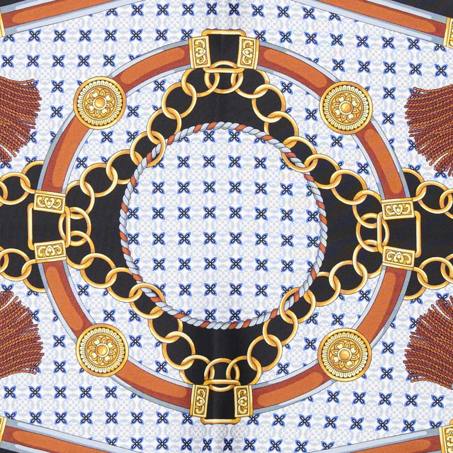 FOULARD ROMBO IN SETA NERO Collezione lucky charm