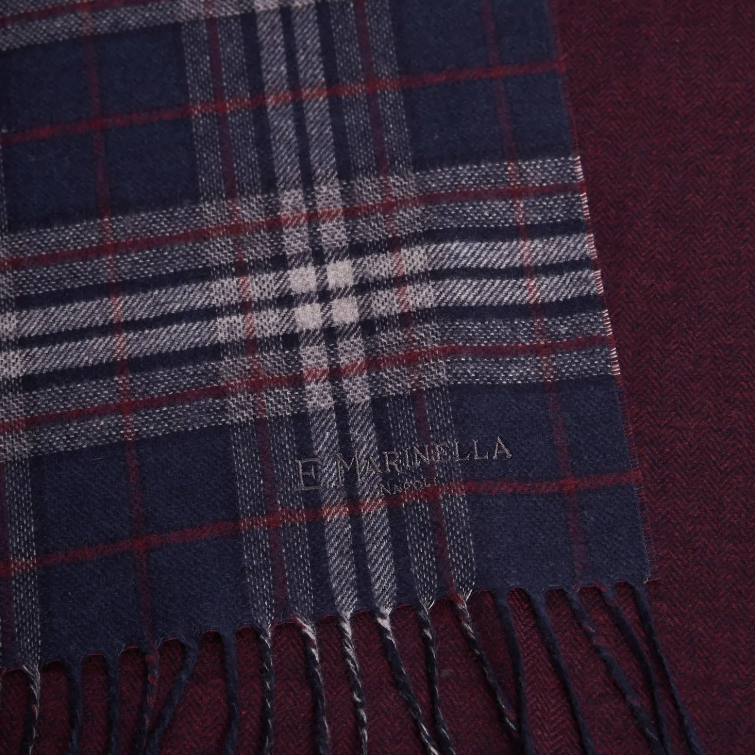 SCIARPA BICOLOR BLU SCURO IN SETA E CASHMERE Check