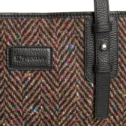 TOTE BAG MARRONE E NERA In lana e pelle martellata
